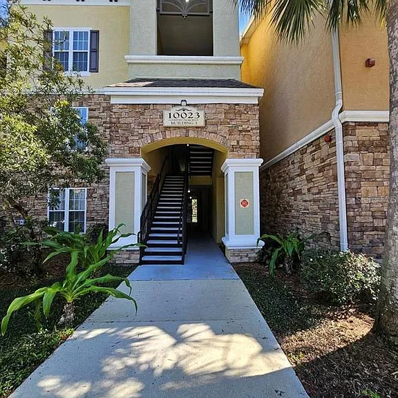 10023 Courtney Palms Blvd #101 — Photo 1