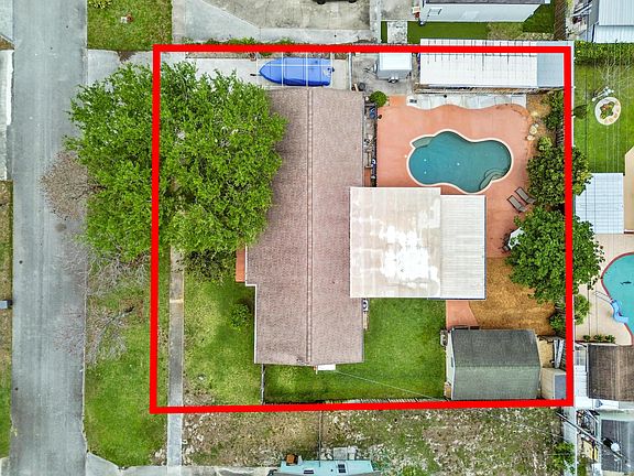 4th image of 1560 Roy Drive