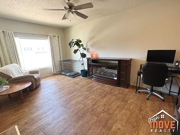 5th image of 846 Emery Ln