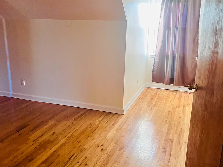 1114 Linden Blvd #1 — Photo 12