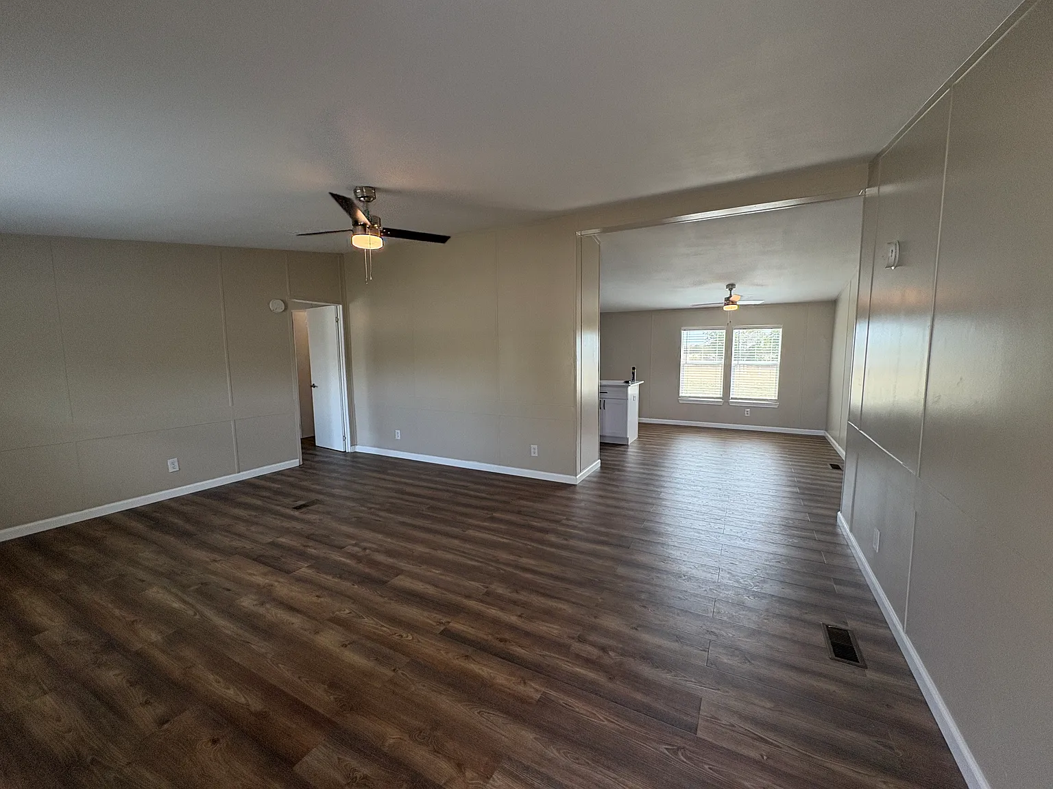 3 bed, 1344 sqft, $1,800 — Photo 2
