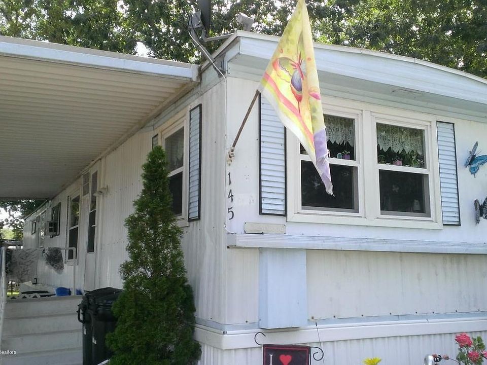 1st image of 145 Camino Medio
