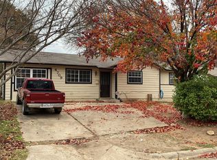 4709 Dorsey St, Forest Hill, TX 76119