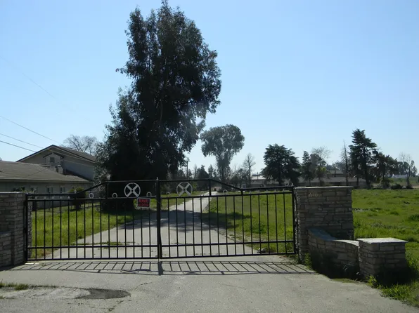 6709 E Belmont Ave, Fresno, CA 93727