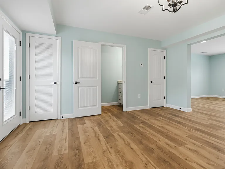 250 Meadow Dr #1 — Photo 21