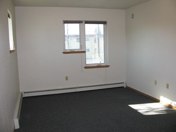 4th image of 1707 Turner St APT 202