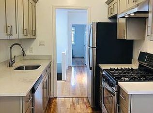 37-01 27th St #3, Long Island City, NY 11101
