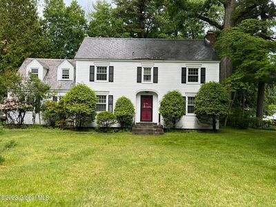 11 N HELDERBERG Parkway, Slingerlands, NY, 12159