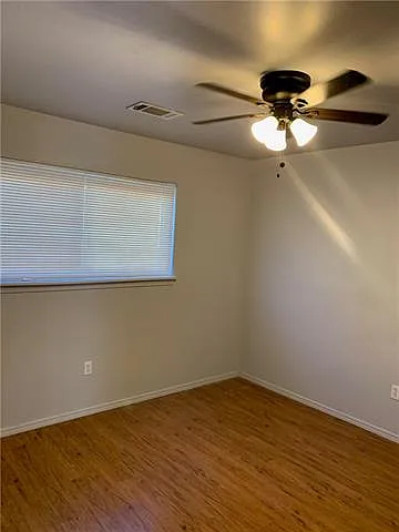 4751 Lynhuber Dr — Photo 8