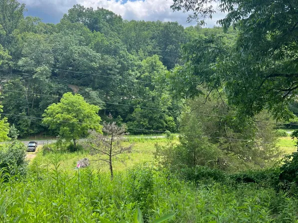 8151 Boones Chapel Rd, Boones Mill, VA 24065