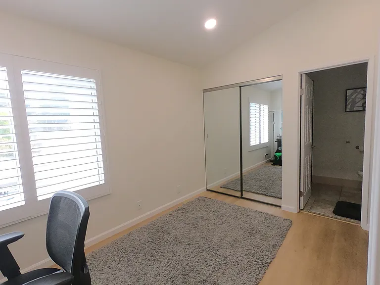 26465 Portola — Photo 16