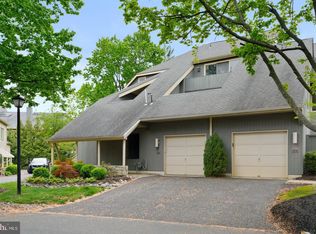 916 Chanticleer, Cherry Hill, NJ 08003