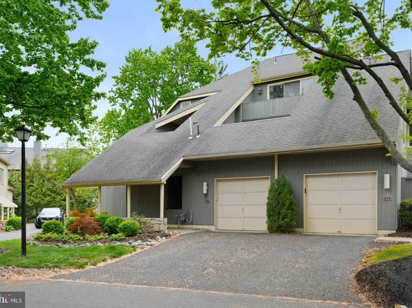 916 Chanticleer, Cherry Hill, NJ 08003