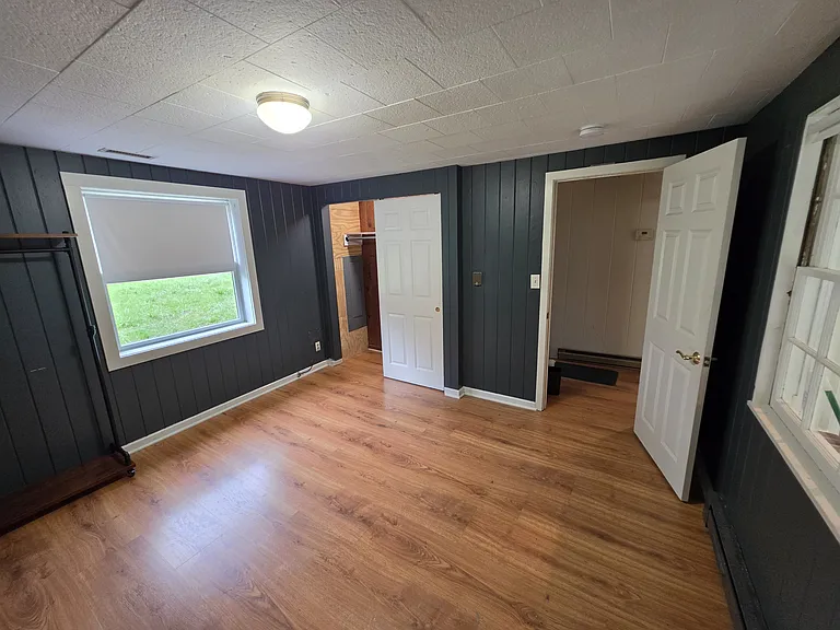 148 Liberty Corner Rd — Photo 4