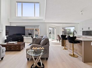 7 NE Country Hills Park NW, Calgary, AB T3K5C8