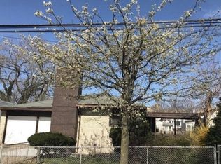 8139 168th St, Jamaica, NY 11432