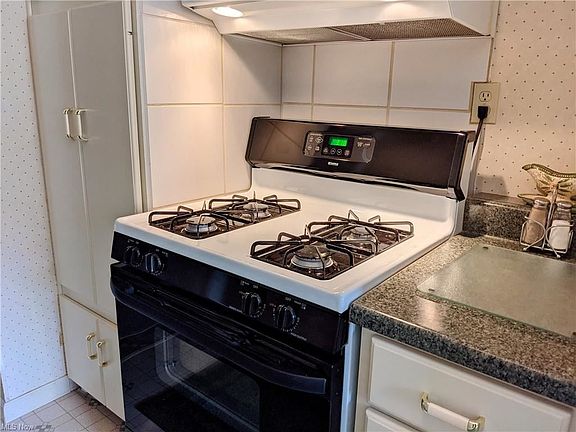 5th image of 1848 Eldon Dr