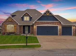 7300 E Memphis St, Broken Arrow, OK 74014