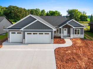 1594 Prairie Clover Ct, Green Bay, WI 54311