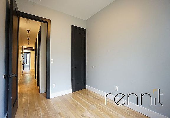 5th image of 852 Hart St #2A