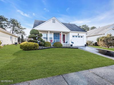 69 Portsmouth Drive, Toms River, NJ, 08757