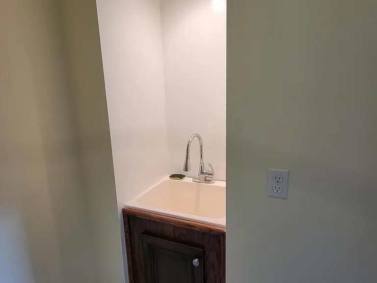109 Carey Ln — Photo 21