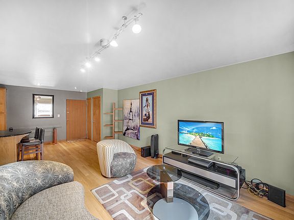 5th image of 414 S Scoville Ave APT 23