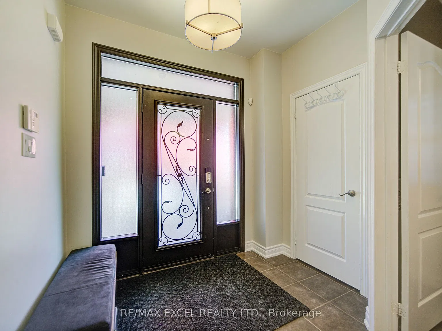 4 bed, $3,500 — Photo 4
