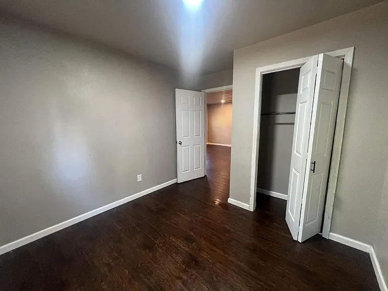 4936 E Haskell Pl — Photo 6