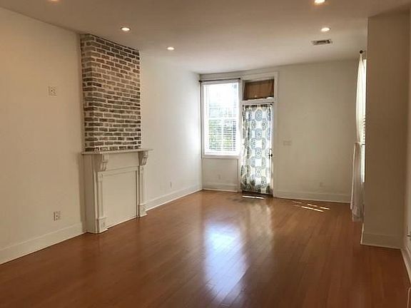 3rd image of 1538 Camp St #1B