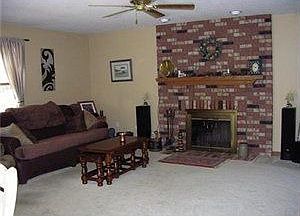 3rd image of 5166 Amherst