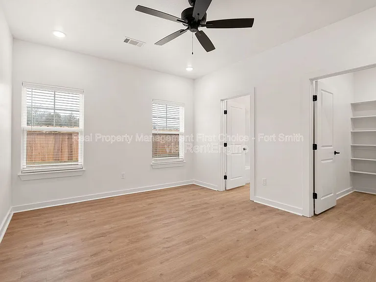8826 Cantera Dr #B — Photo 24