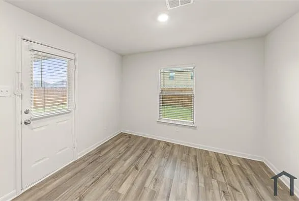 3048 Chico Dr — Photo 5
