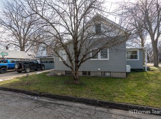 240 N Church St SE, Caledonia, MI 49316