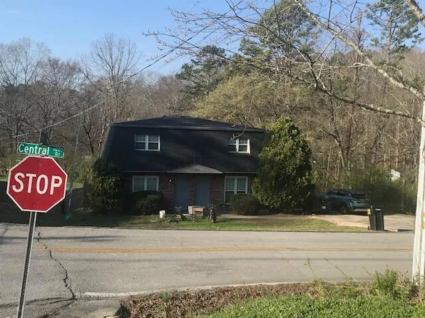 1000 Central Dr, Hixson, TN 37343