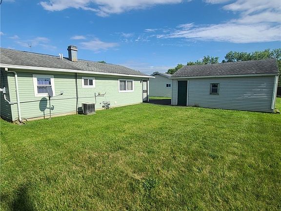 4th image of 1207 Rossiter Dr