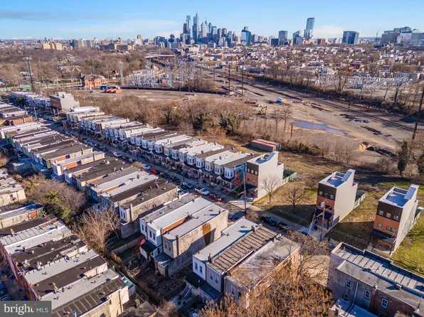 3963 Pennsgrove St, Philadelphia, PA 19104