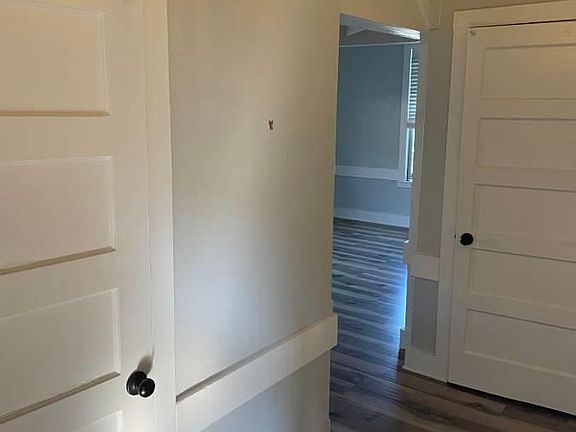 3rd image of 14 W Main St APT 14