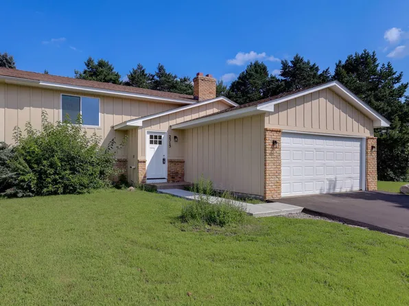 2515 Royals Dr, Hopkins, MN 55305