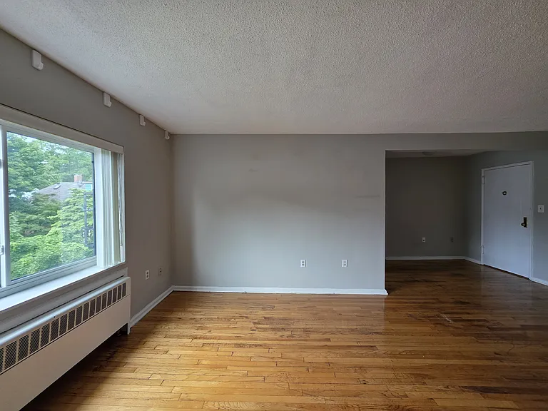 572 Whitney Ave #5-3 — Photo 6