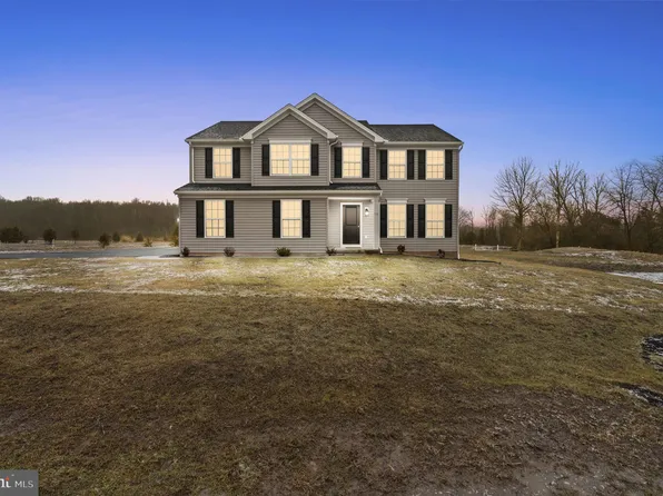 526 Game Farm Rd, Schwenksville, PA 19473