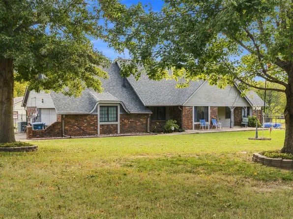22328 E 68th St S, Broken Arrow, OK 74014