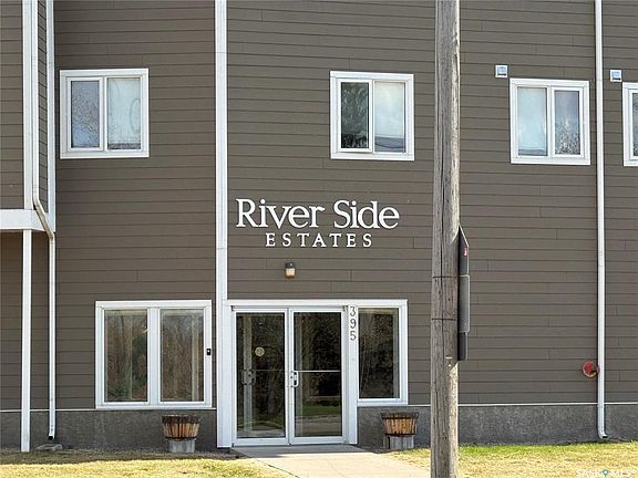 2nd image of UNIT 404-395 River STREET E