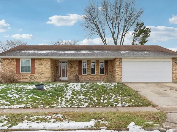 1321 Massachusetts Dr, Xenia, OH 45385