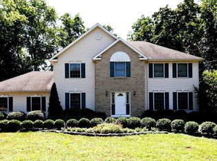 21 Rose St, Lincroft, NJ