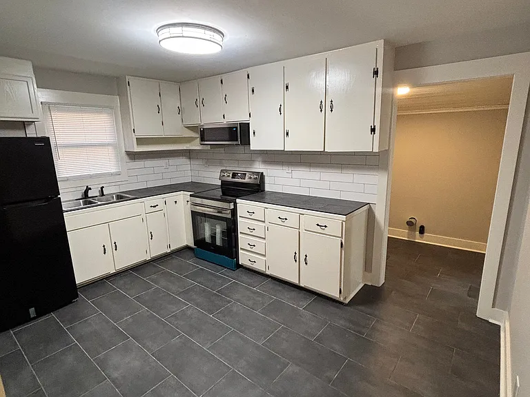 507 Hardwick Ave — Photo 5