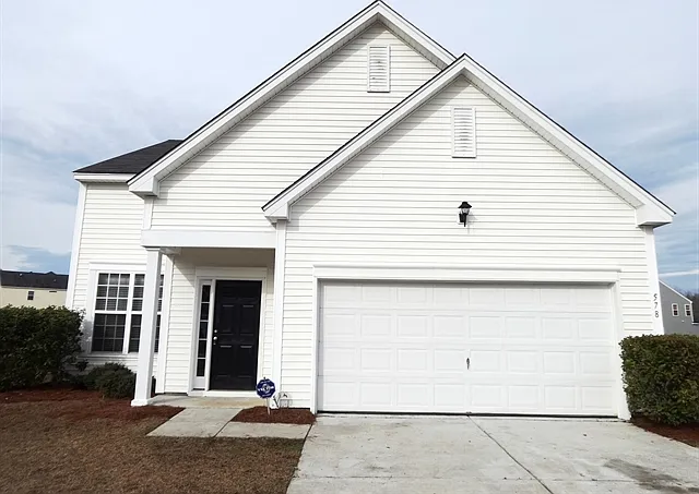 578 English Oak Cir — Photo 1