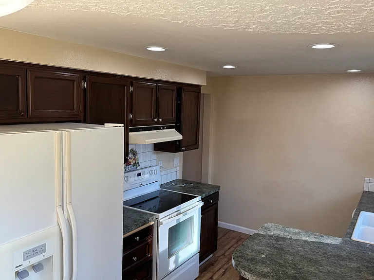 10308 NW 20th Ave — Photo 12
