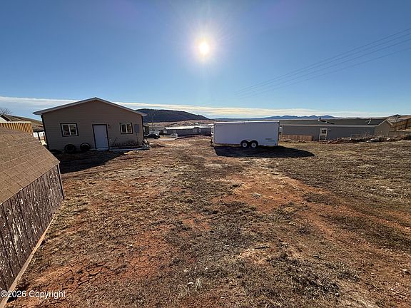 4th image of 121 Hi Mile Rd