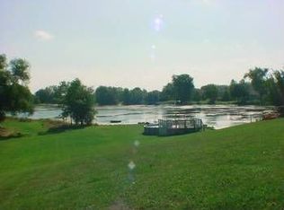 6180 Babcock Trl, Inver Grove Heights, MN 55077